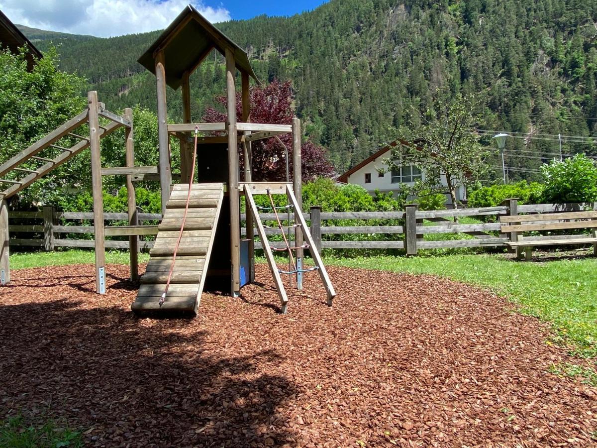 Gasthaus Post Matrei in Osttirol Εξωτερικό φωτογραφία
